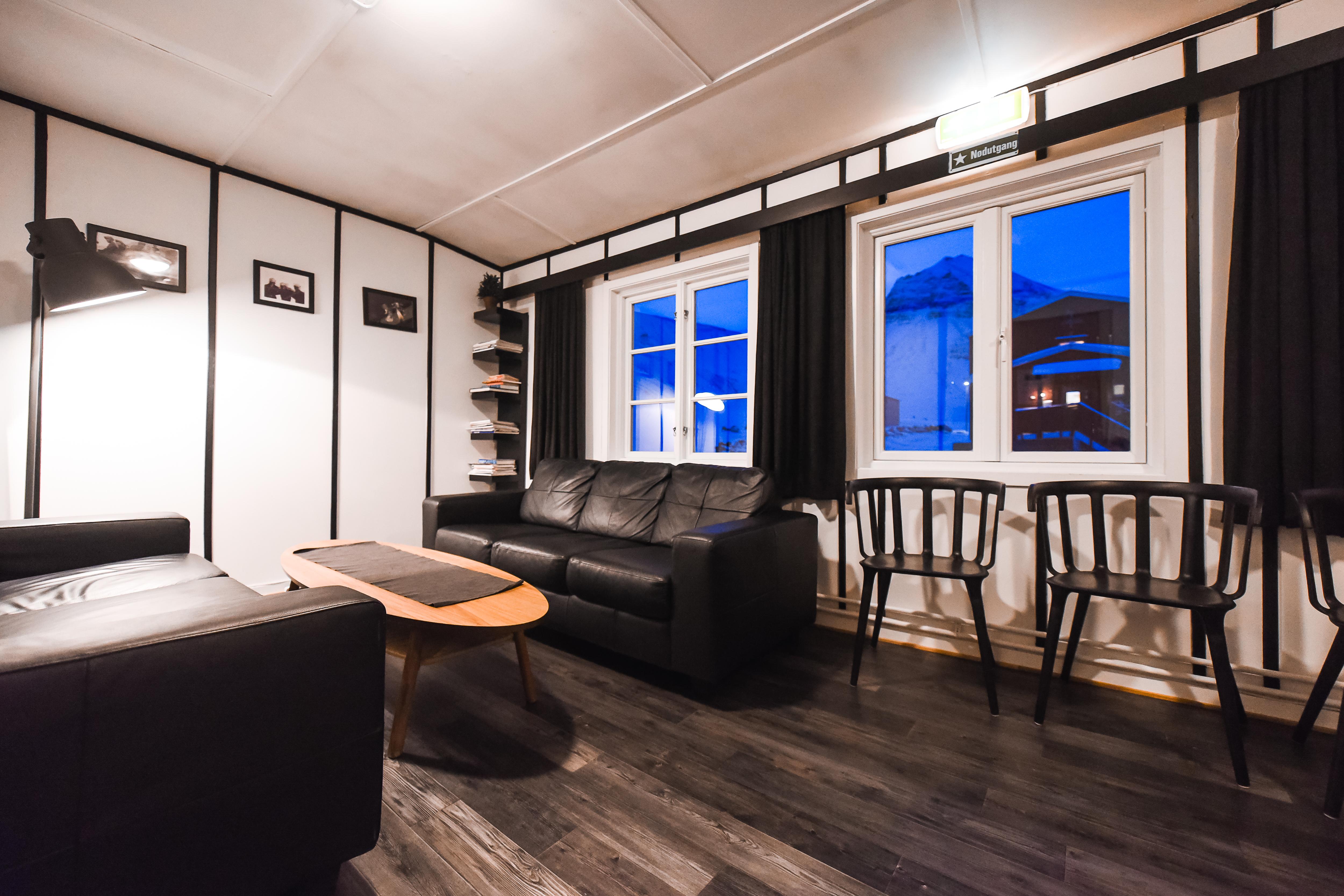Gjestehuset 102 Longyearbyen Exteriér fotografie